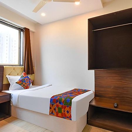 City Air Pune Extérieur photo