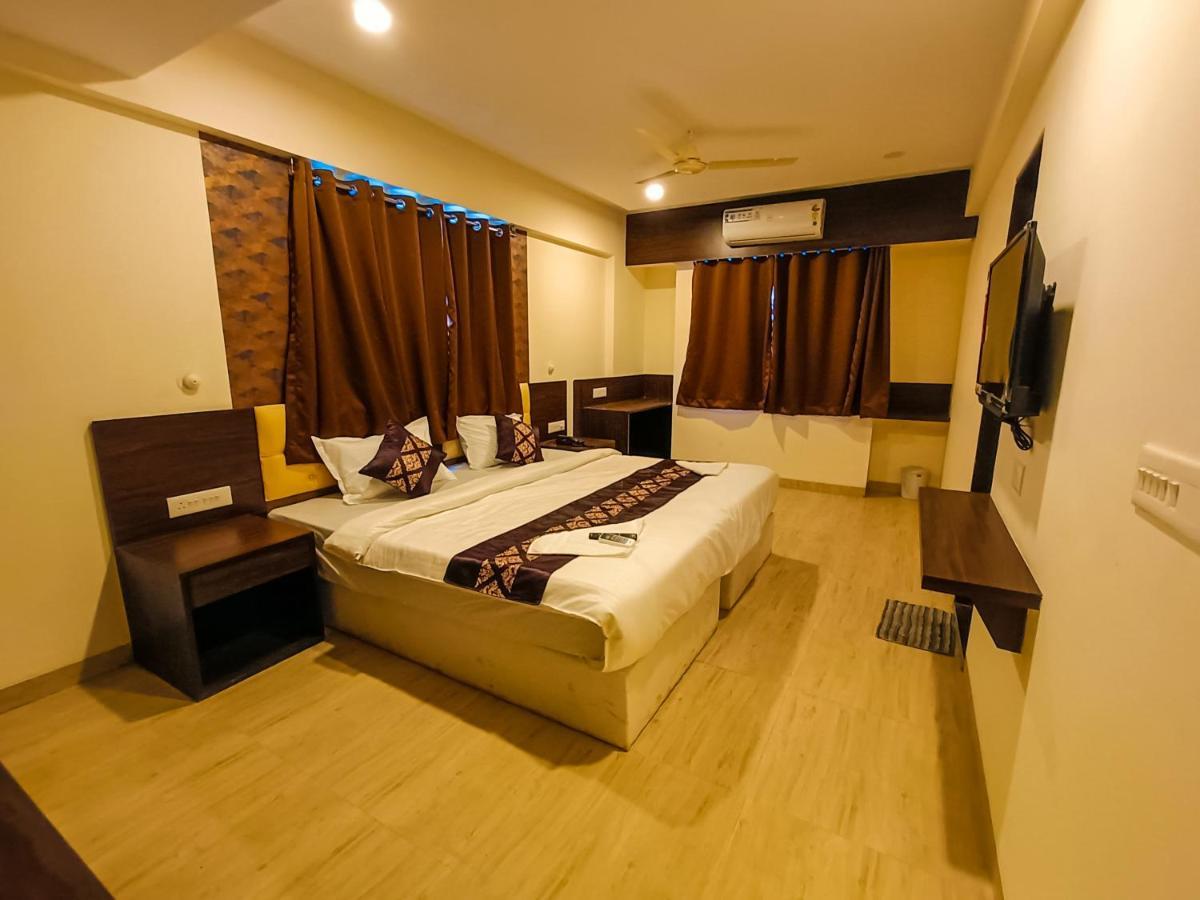 City Air Pune Extérieur photo